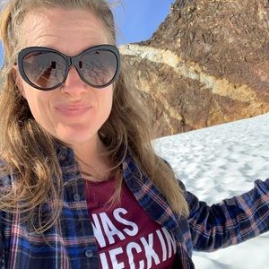 Meet your Posher, April